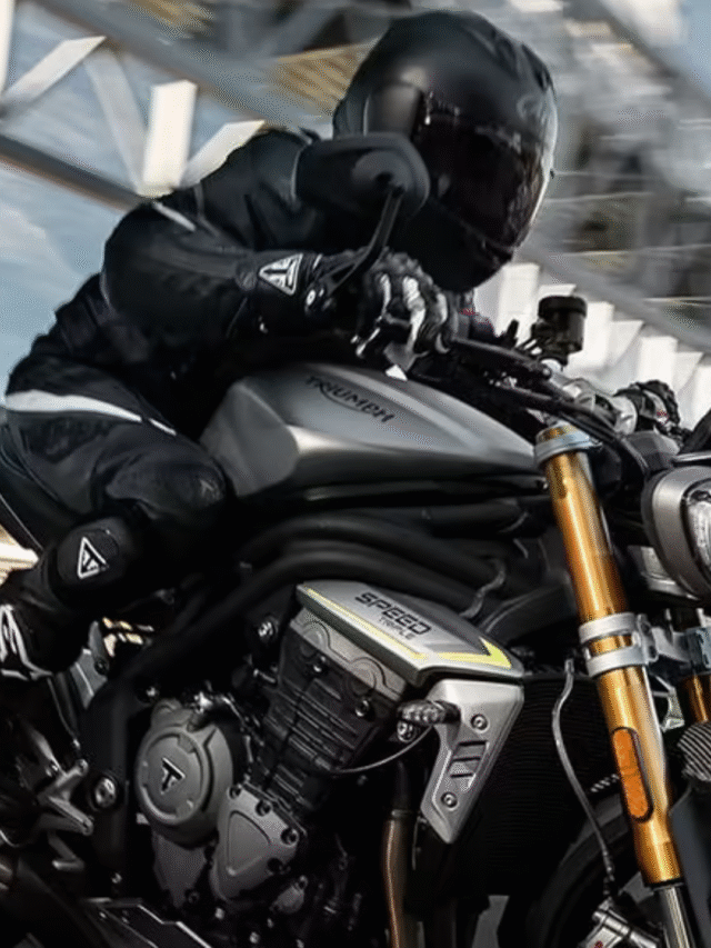 Triumph Speed Triple 1200 RS side view on open road